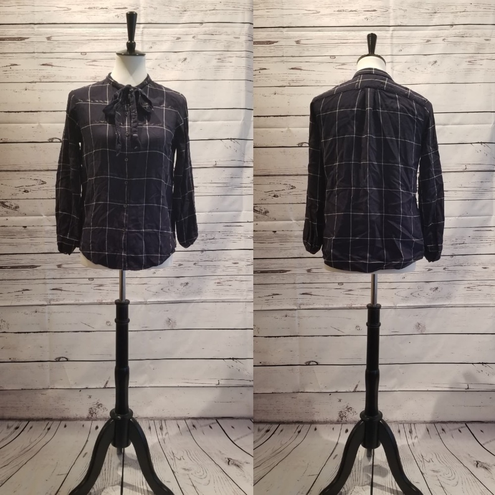 Tie Front Button Up Banana Republic Plaid Shirt